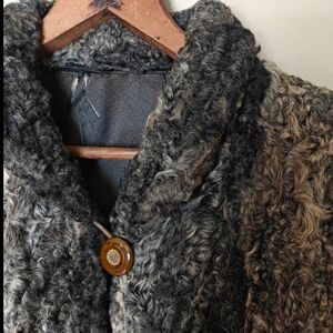 : XL: Vintage Persian Lambswool Swing Style Coat.